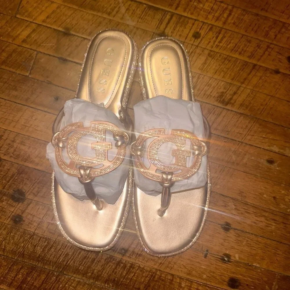 Guess shimmery glitter Saima size 11 pink crystal flip flop sandals